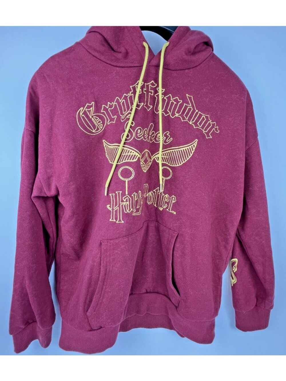 Harry Potter Gryffindor Seeker Hoodie M Quidditch Embroidered Sweatshirt